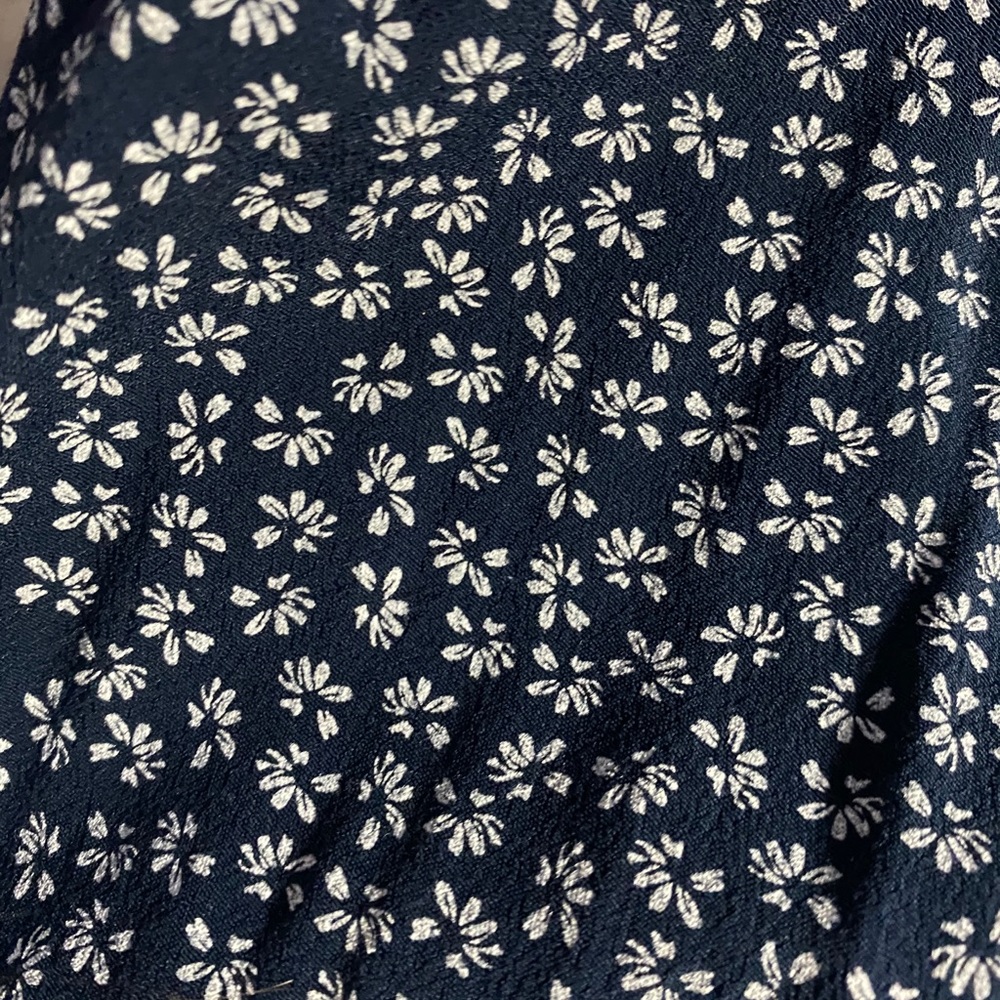 Brandy Melville Robbie Dress - Picture 5 of 5